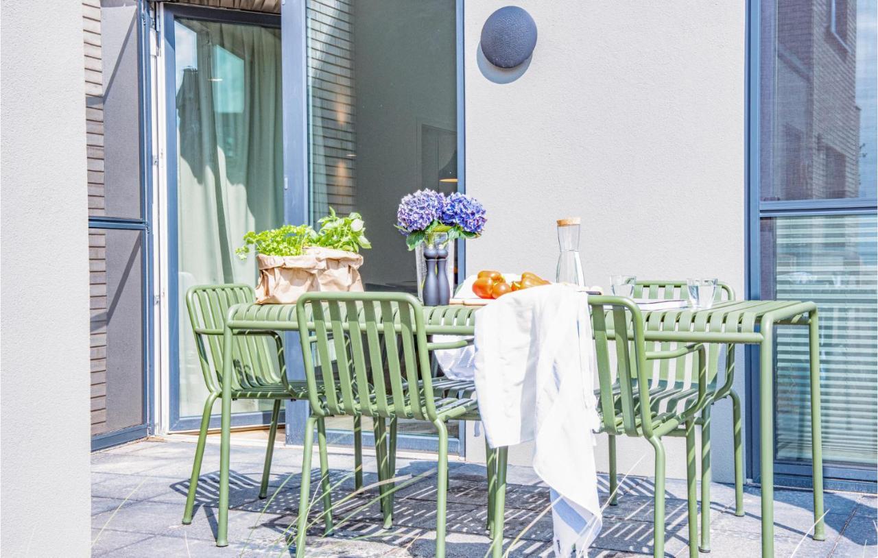 Amazing Home In Lembruch-Duemmer See With Kitchen Eksteriør billede