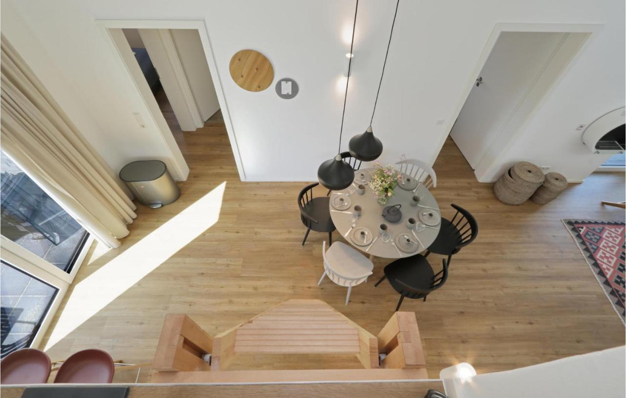 Amazing Home In Lembruch-Duemmer See With Kitchen Eksteriør billede