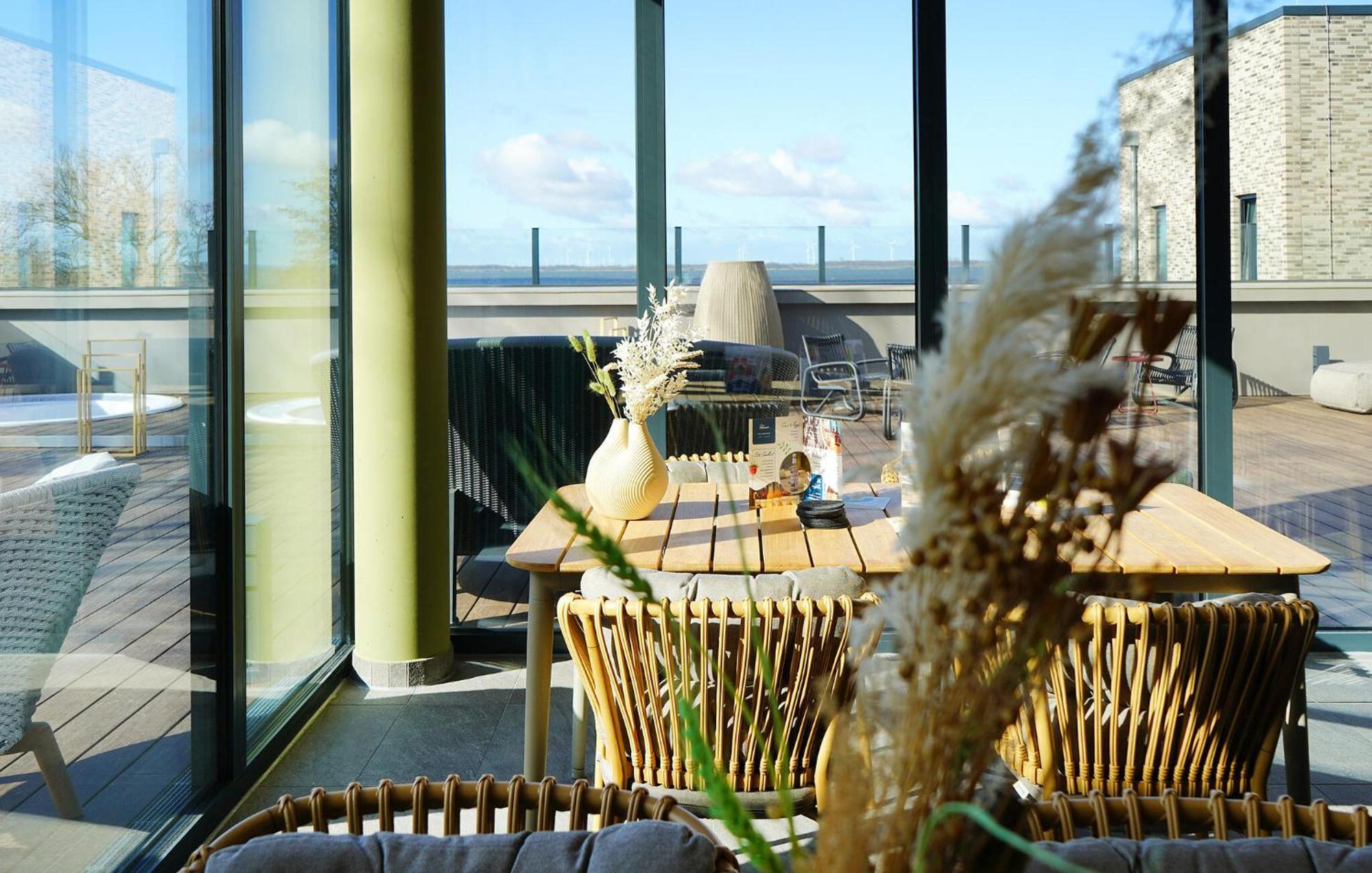 Amazing Home In Lembruch-Duemmer See With Kitchen Eksteriør billede